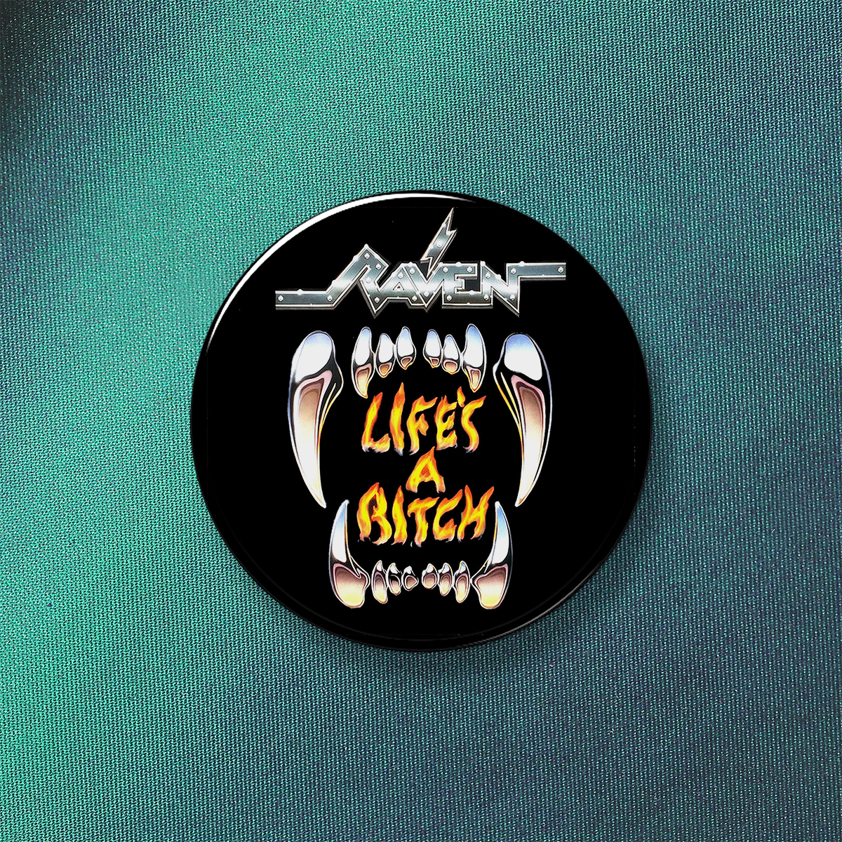 MEDIUM BUTTONS - 005 MORE HEAVY METAL MANIA 2